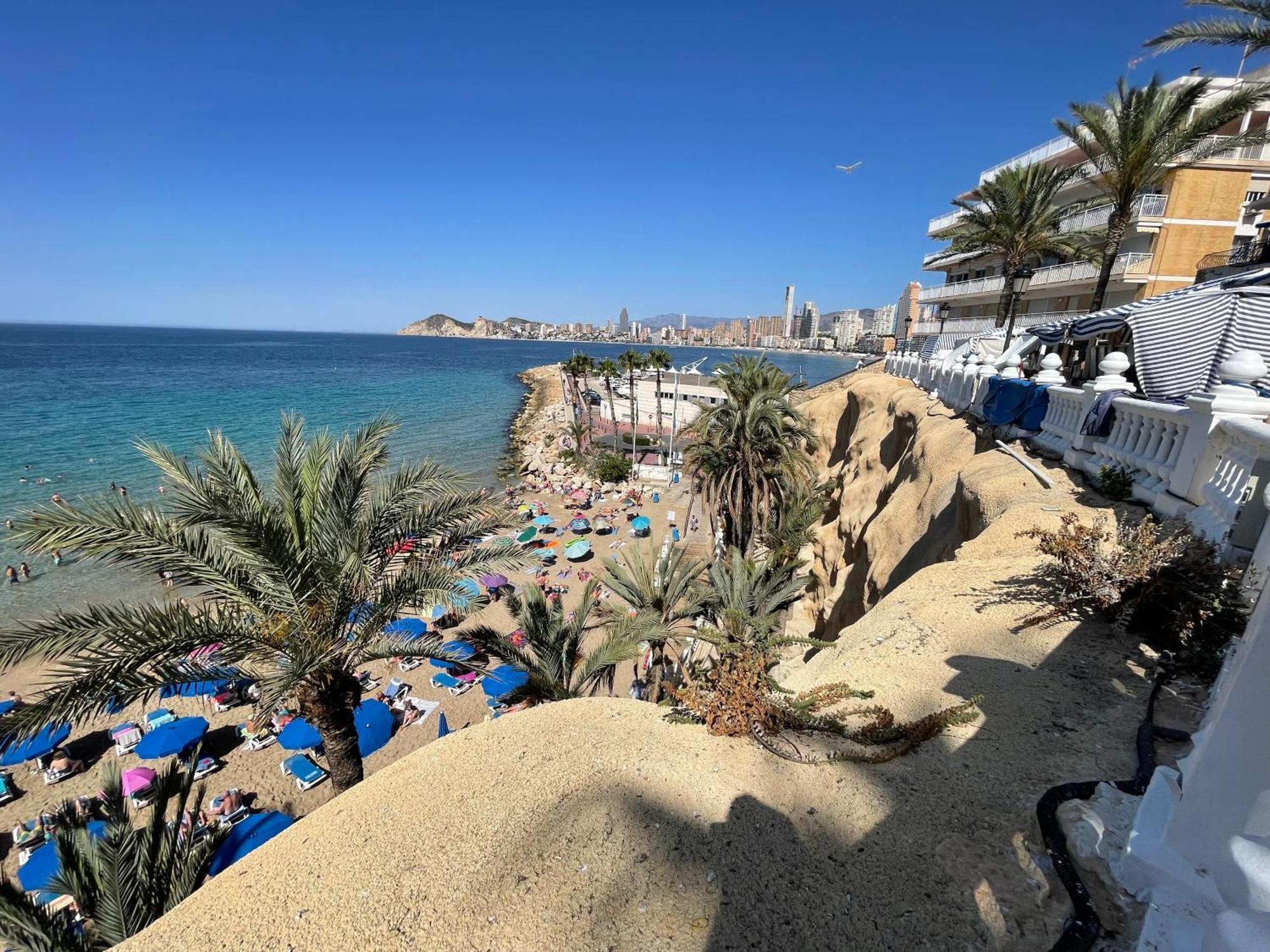 Apartamentos Belladorm Benidorm Bagian luar foto
