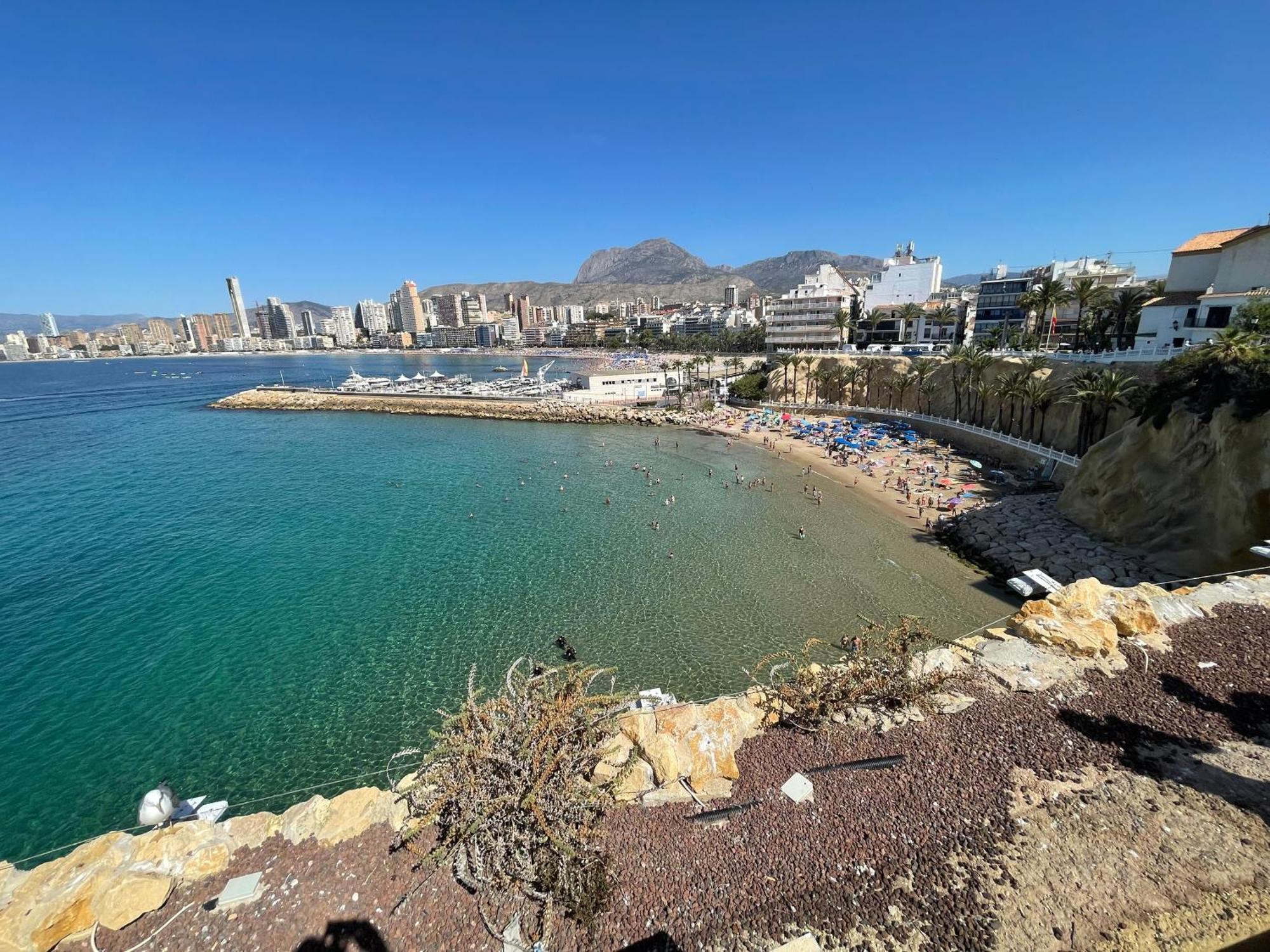 Apartamentos Belladorm Benidorm Bagian luar foto