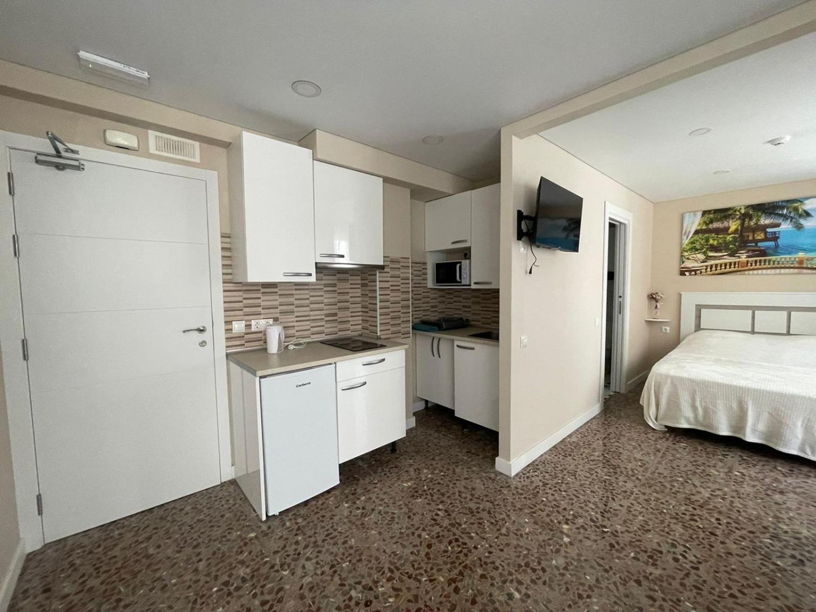 Apartamentos Belladorm Benidorm Bagian luar foto