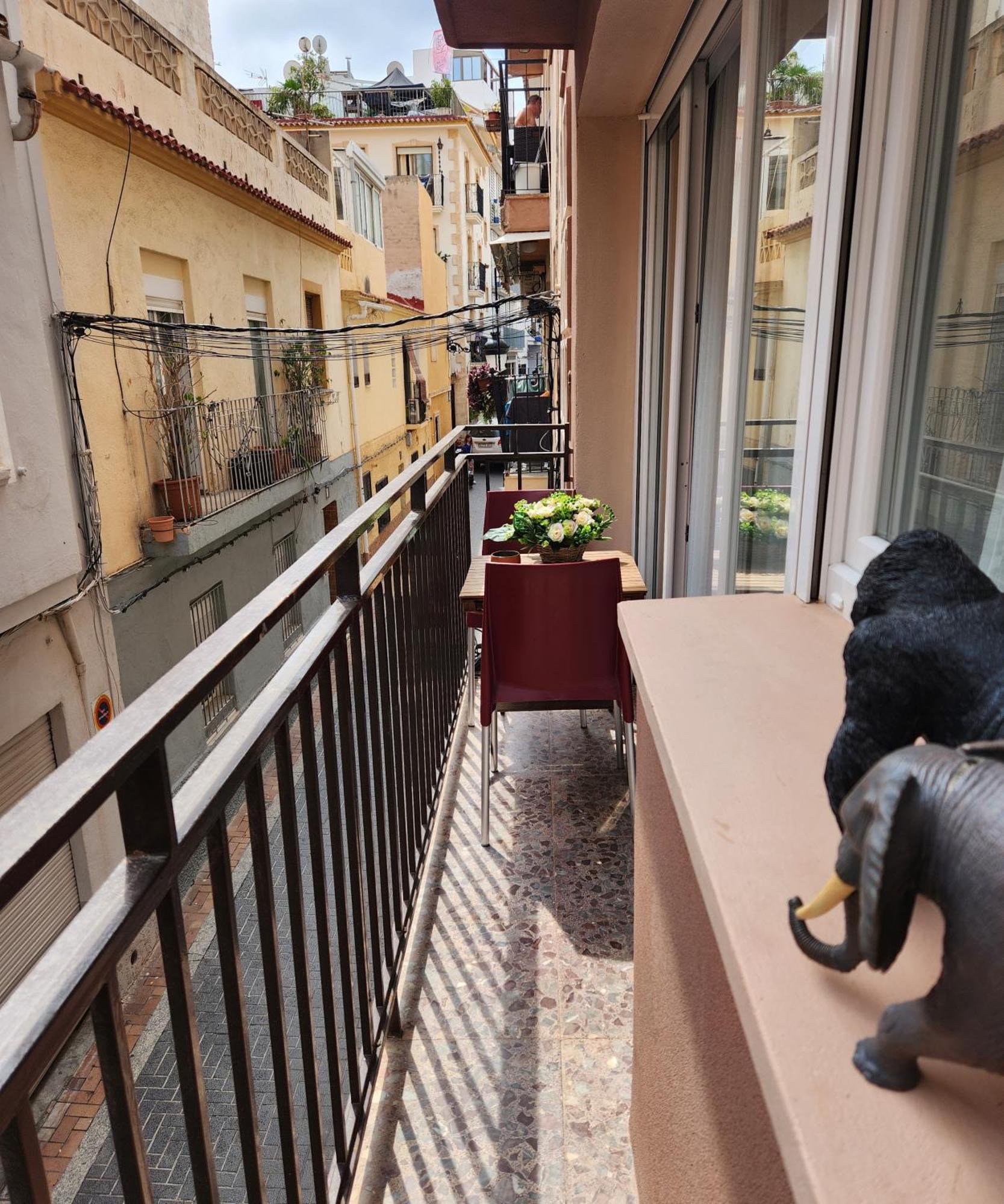 Apartamentos Belladorm Benidorm Bagian luar foto