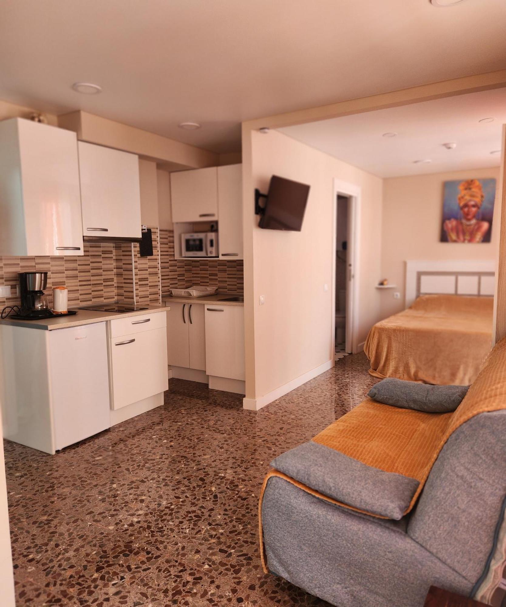 Apartamentos Belladorm Benidorm Bagian luar foto
